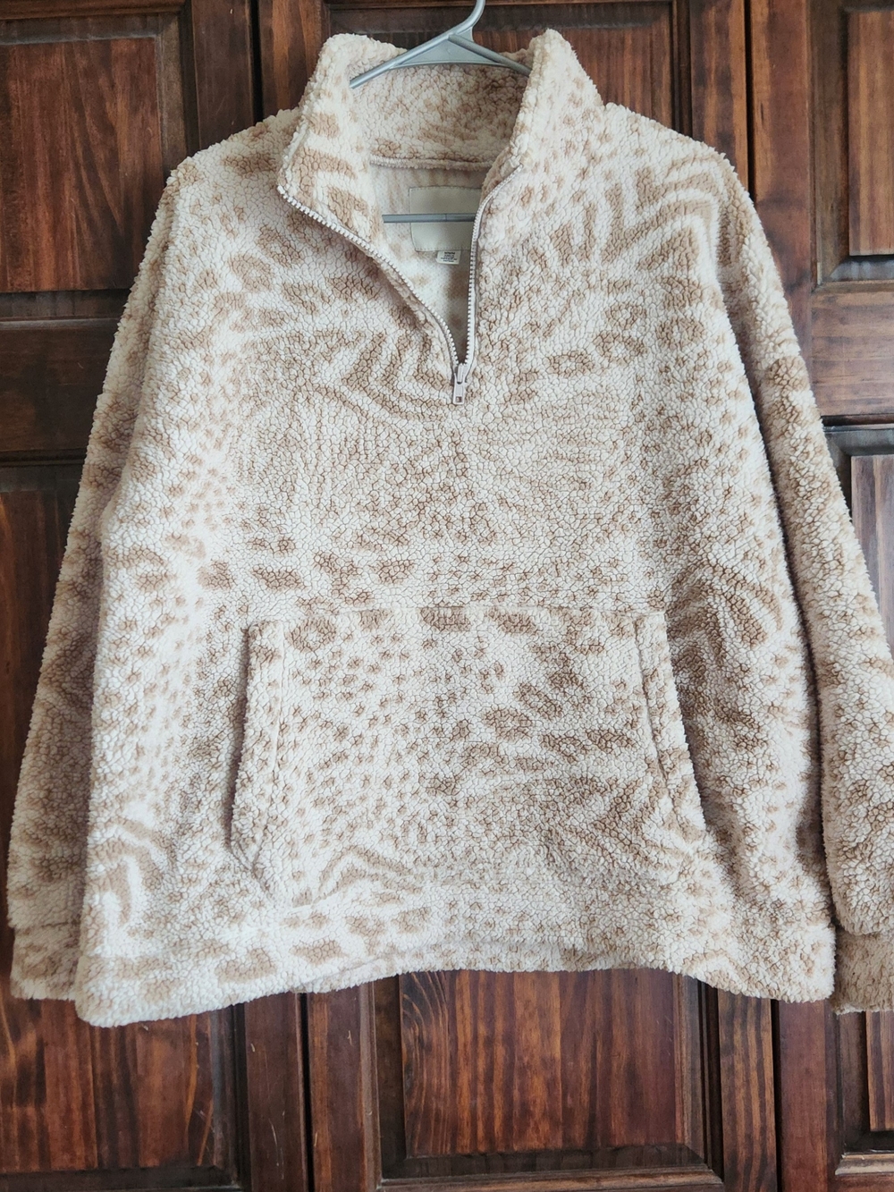 American Eagle Outfitters Plush Half-Zip Sherpa Pullover - Cream and Light Brown